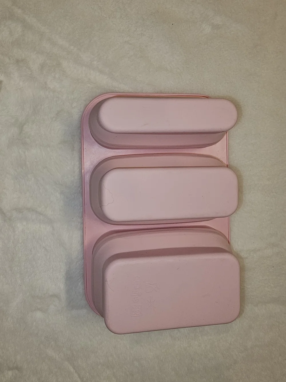 Crofton Pink 3-Compartment Collapsible Food Storage Container 2.5/1.5/1 Cup